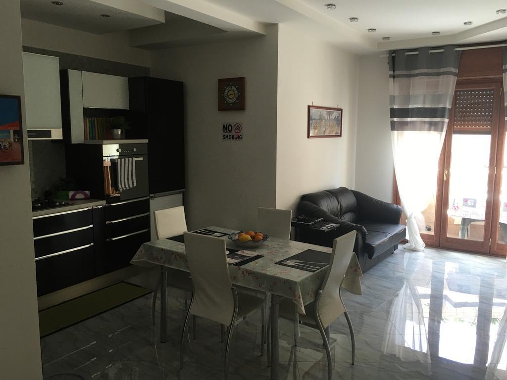 Supera Napoli Apartment Exterior photo